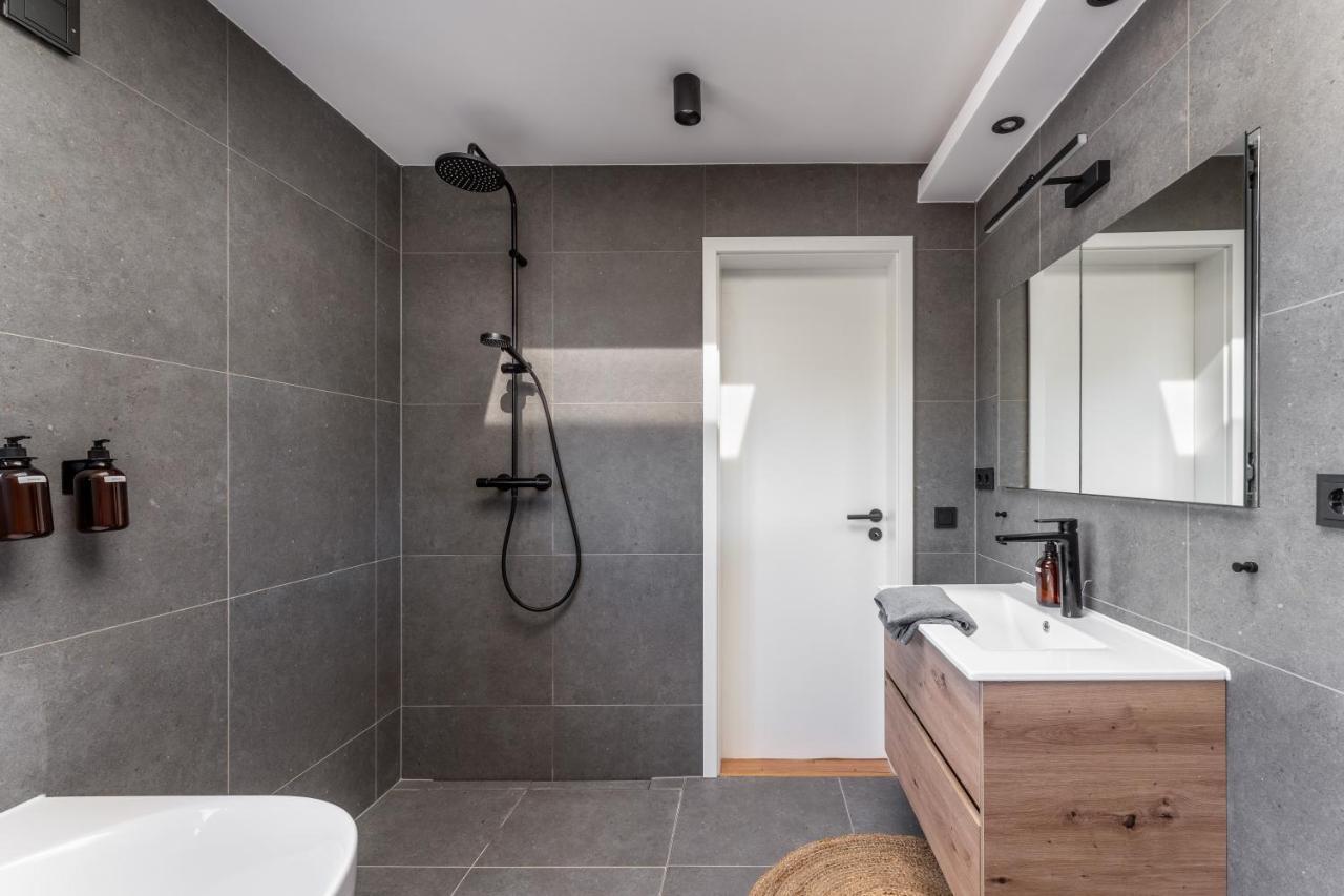 Gemuetliches Und Lichtdurchflutetes Penthouse Mit Sternenhimmelblick, Boxspringbett Und Terrasse - Gute Anbindung An Die Innenstadt Kassel Zewnętrze zdjęcie